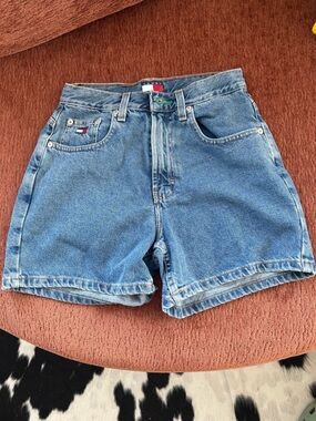 Tommy Hilfiger 80s/90s Blue Denim Shorts